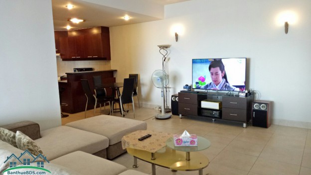 Bán căn hộ chung cư Hùng Vương Plaza 3pn đủ nội thất